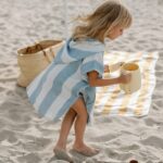 Bath and beach poncho - Image 11
