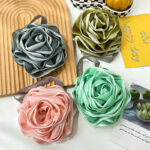 Rose shape mesh weaving bath ball