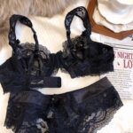 Lace-designed sexy dark brown underwear and bra set - Image 3