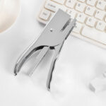 Hand-held labor-saving stapler standard specification 12 size stapler can be used for ordering card heads and takeout packaging staplers - Image 5