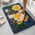 Cartoon design imitation cashmere soft bathroom absorbent mat household bathroom floor mat. - Image 2